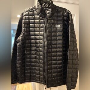The North Face Men's Quilted Black Puffer Jacket